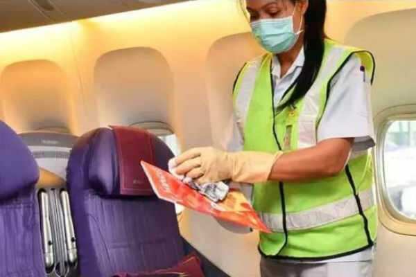 கொரனோ வைரஸ் பாதிப்பால் பண மழையில் நனையும் இந்திய நிறுவனங்கள்..!