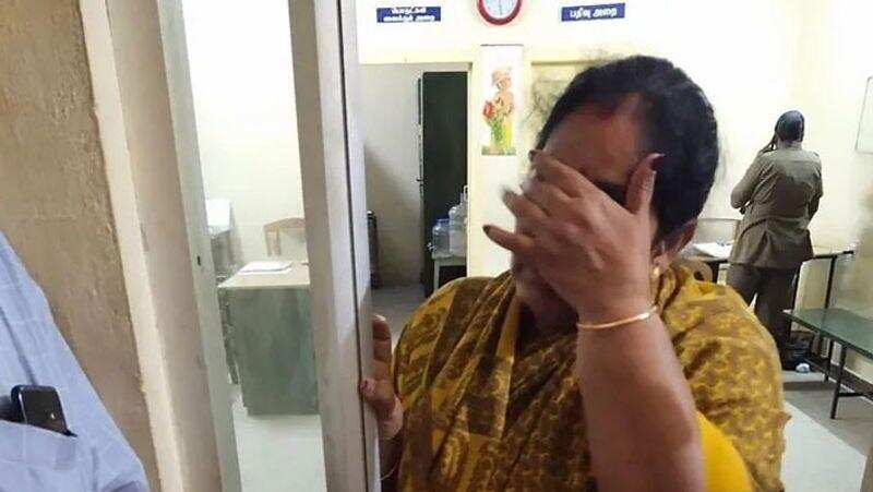 விஐபிகளுக்கு இளம்பெண்கள் சப்ளை! அதிமுக பெண் பிரமுகர் கைது!