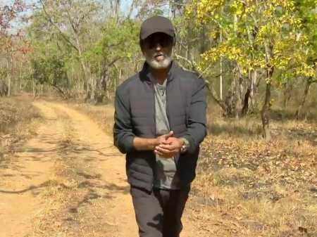 Thalaivar on discovery செம மாஸ்!! செம ஸ்டைலில் பட்டையைக் கிளப்பும் ரஜினி!