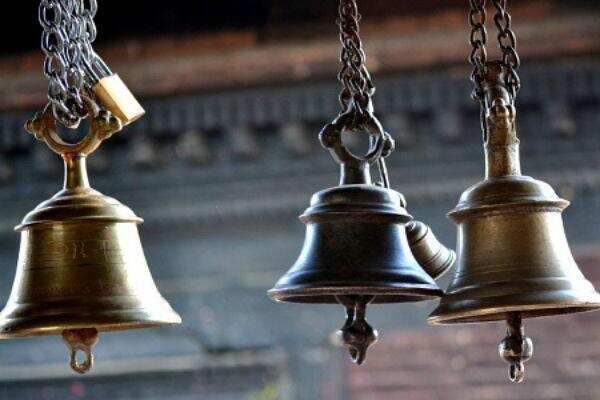 கோயில்களில் மணி அடிப்பது ஏன்..?