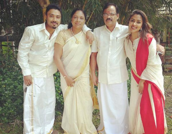 நடிகை அமலாபால் தந்தை மரணம்! இன்று இறுதி சடங்கு! திரையுலகினர் அஞ்சலி!