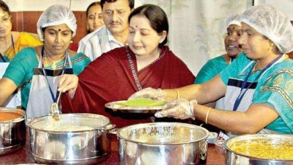 தமிழகத்திற்கு ஜெயலலிதா அளித்த அளப்பரிய திட்டங்கள்!!