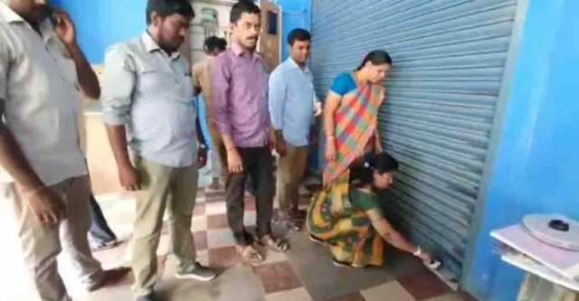 அனுமதியின்றி செயல்பட்டுவந்த குடிநீர் ஆலைகளுக்கு சீல் அனுமதியின்றி செயல்பட்டுவந்த குடிநீர் ஆலைகளுக்கு சீல்