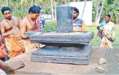 வேலூரில் 3000 ஆண்டுகள் பழமையான மரகதலிங்கம்