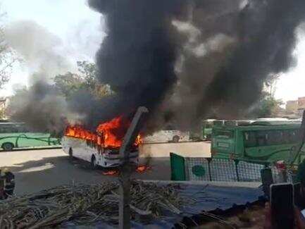 திடீரென பற்றி எரிந்த சொகுசு பேருந்து..! கோவையில் பெரும் சோகம்..