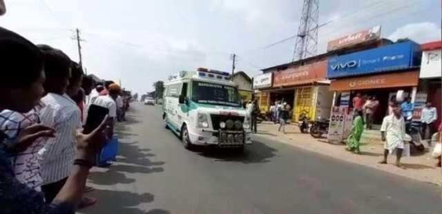 4 மணி நேரத்தில் 400 கிமீ! உயிரை பணயம் வைத்து ஓட்டிய ஆம்புலன்ஸ் டிரைவருக்கு குவியும் பாராட்டு!