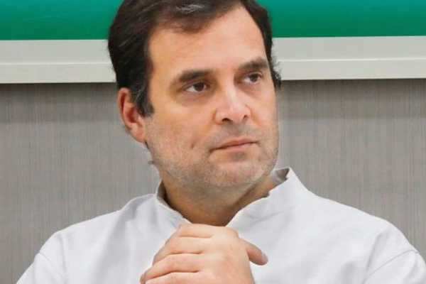 ராகுல்காந்தியின் ட்விட்டர் கணக்கு முடக்கம்! காங்கிரஸ் கட்சிக்கு வந்த சோதனை!