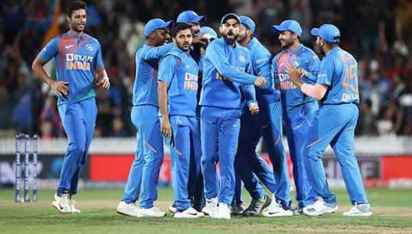 சூப்பர் ஓவரில் இந்திய த்ரில் வெற்றி! தொடரையும் கைப்பற்றியது!