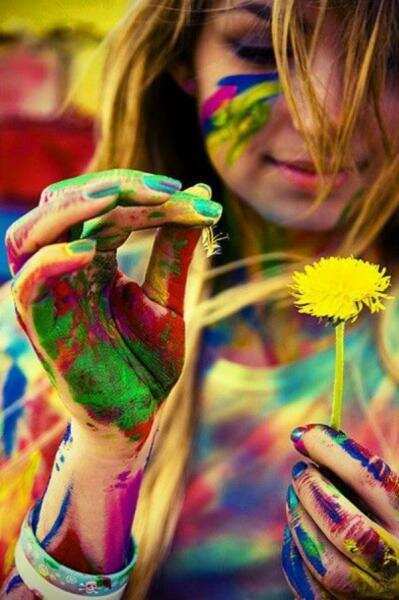 ஹோலி கொண்டாட்டம் முடங்கியது!! கொரோனா வைரஸ் எதிரொலியால் நாடு முழுவதும் பீதி!