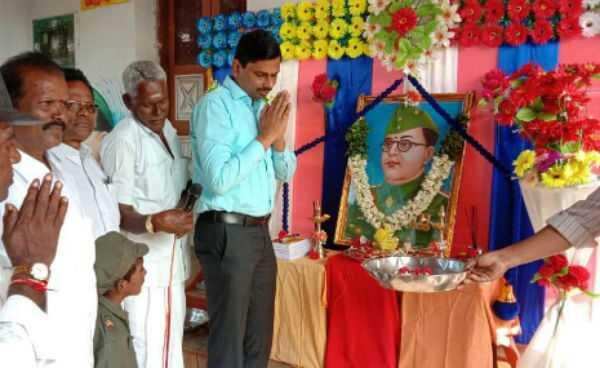 நேதாஜி பிறந்தநாள்... 50 வருடங்களாக கொண்டாடி வரும் கட்டிட தொழிலாளி! நேதாஜி பிறந்தநாள்... 50 வருடங்களாக கொண்டாடி வரும் கட்டிட தொழிலாளி!