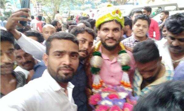 4 மணி நேரத்தில் 400 கிமீ! உயிரை பணயம் வைத்து ஓட்டிய ஆம்புலன்ஸ் டிரைவருக்கு குவியும் பாராட்டு!