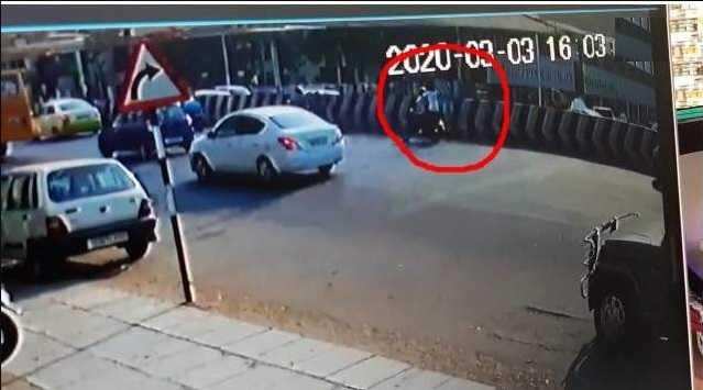 சென்னை ஜெமினி மேம்பாலம் அருகே பயங்கரம்!! அடுத்தடுத்து நாட்டு வெடிகுண்டுகள் வீச்சு! அதிர்ச்சியில் போலீசார்!!