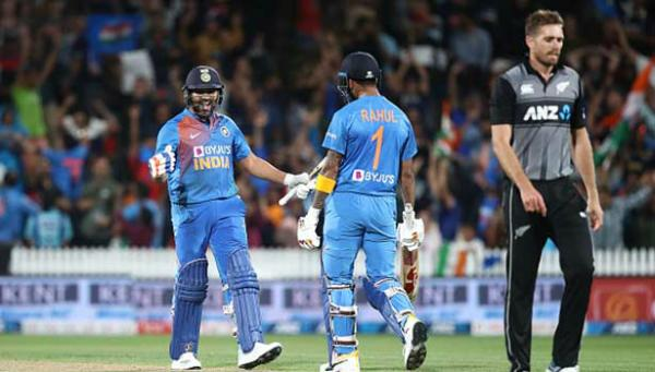 சூப்பர் ஓவரில் இந்திய த்ரில் வெற்றி! தொடரையும் கைப்பற்றியது!