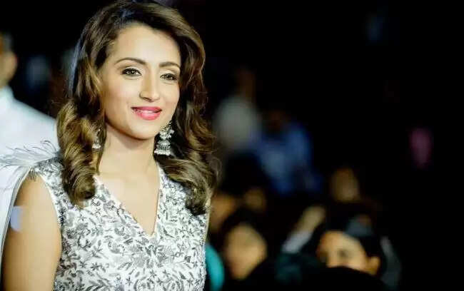 நடிகை திரிஷா-விற்கு கொரோனா தொற்று உறுதி..!!