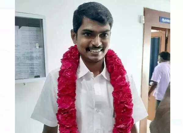 ஒதுக்கியது காங்கிரசுக்கு.. தலைவரானது திமுக.. காங்கேயத்தில் பரபரப்பு..!