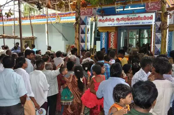இன்று உள்ளூர் விடுமுறை!! அரசு அறிவிப்பு