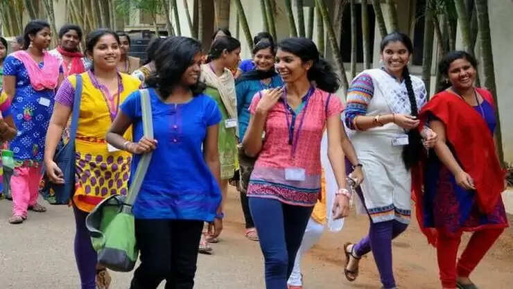 இனி, ஞாயிறும் உண்டு.. கல்லூரி மாணவர்களுக்கு வெளியான முக்கிய அறிவிப்பு..!