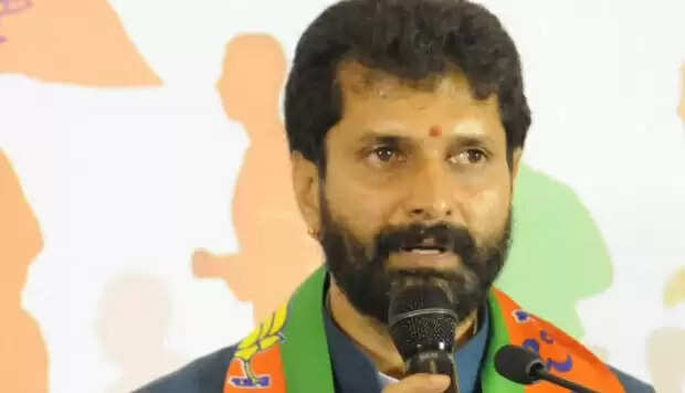 உண்மையான இந்தியர்கள் பெட்ரோல் விலை பற்றி கவலைப்பட மாட்டார்கள்.. பாஜகவின் புது உருட்டு !!