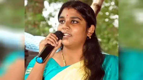 மிஸ்டர் அண்ணாமலை இது நல்லதல்ல.. காடுவெட்டி குரு மகள் எச்சரிக்கை !!