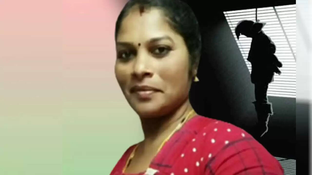 மரண வாக்குமூலத்தை வீடியோவாக பதிவுசெய்தபடியே தூக்கிட்டு உயிரை மாய்த்துக் கொண்ட பெண்..!!
