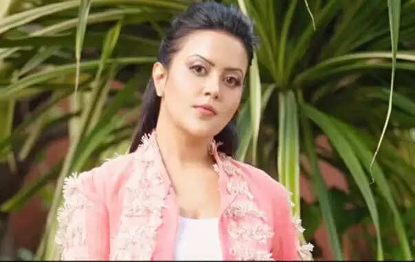 போக்குவரத்து நெரிசலால் டைவர்ஸ்.. முன்னாள் பாஜக முதல்வரின் மனைவி கருத்து !