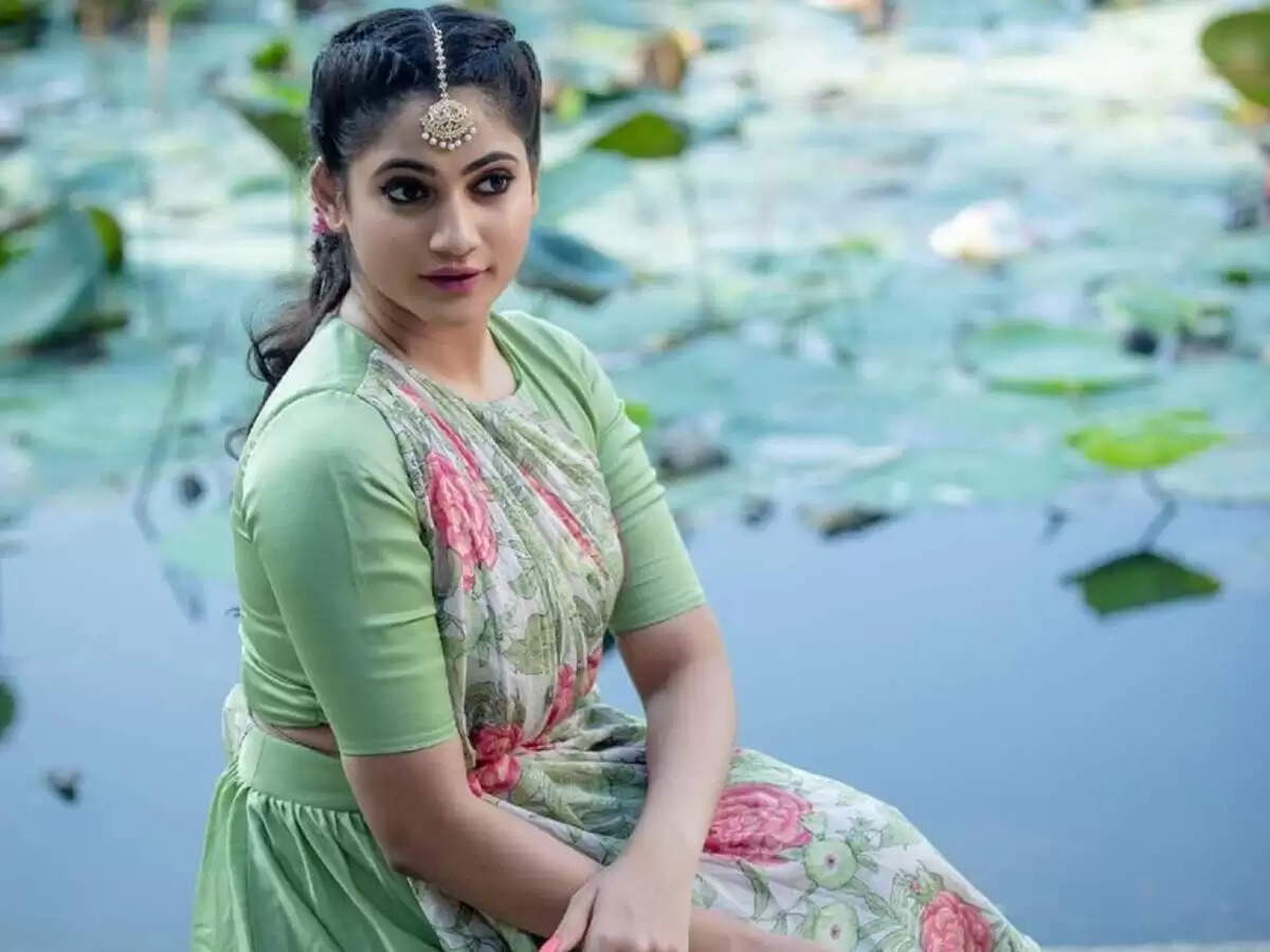 ‘அடிச்சு பறக்கவிடுமா...’ : அடுத்த அவதாரம் எடுத்தார் லாஸ்லியா..!