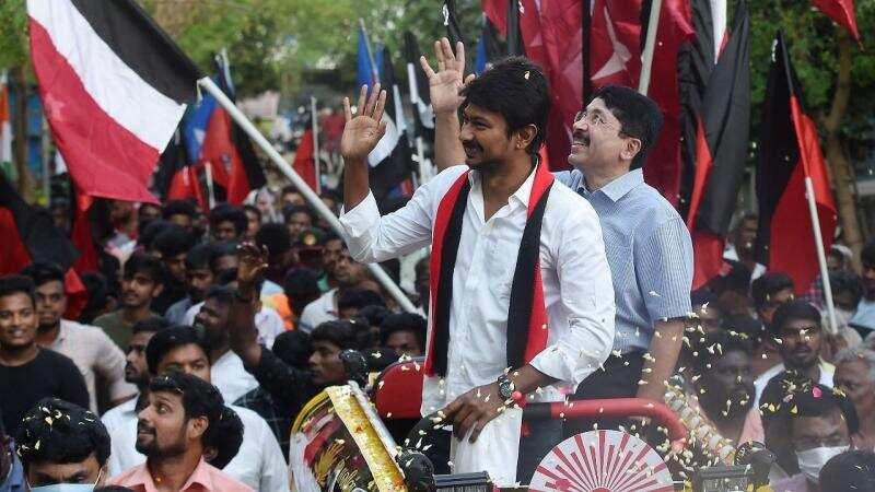 மகனுக்காக ஸ்டாலின் வீதி வீதியாக சூறாவளி பிரசாரம்! இறுதி நாளில் செம கெத்து!