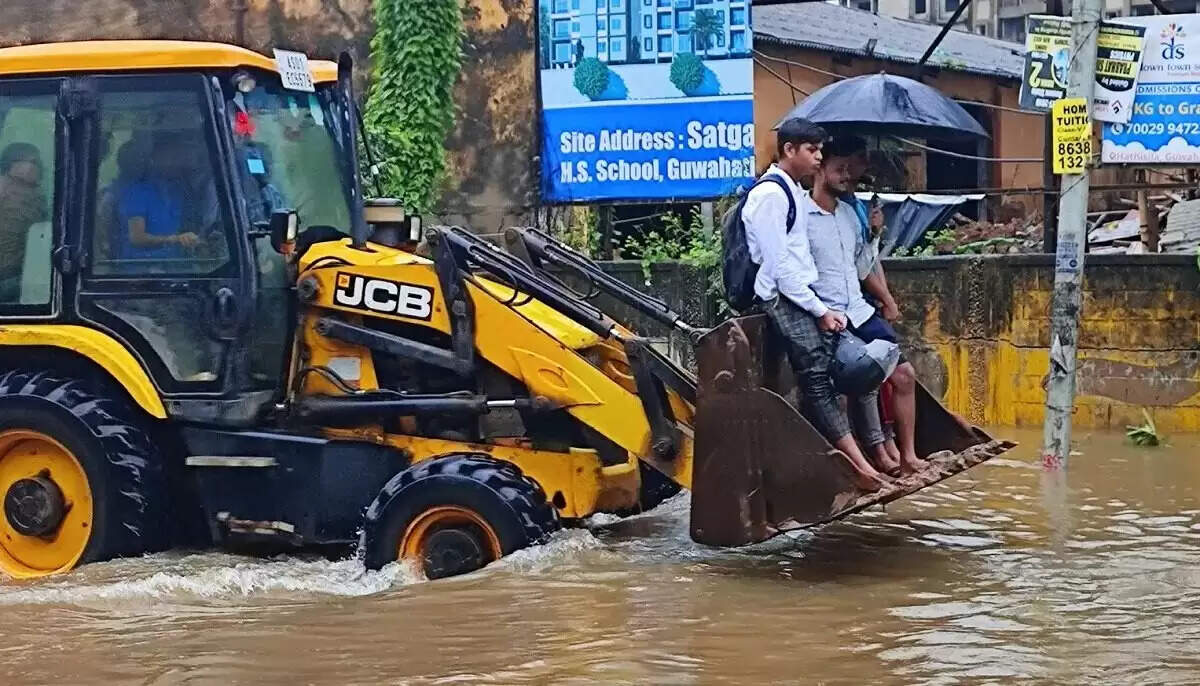 கடுமையான வெள்ளப்பெருக்கு.. அனைத்து பள்ளிகளுக்கும் ஜூலை 25 வரை விடுமுறை..!