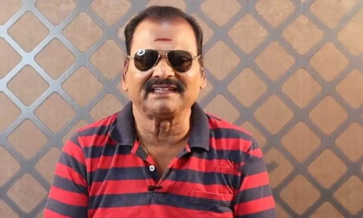 பயில்வான் ரங்கநாதனுக்கு சிக்கல்... பிரபல பாடகி போலீஸில் புகார்!!