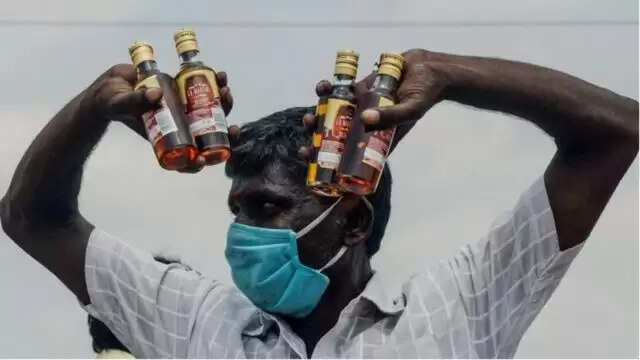 மதுபானங்கள் விலை அதிரடியாக குறைப்பு!!