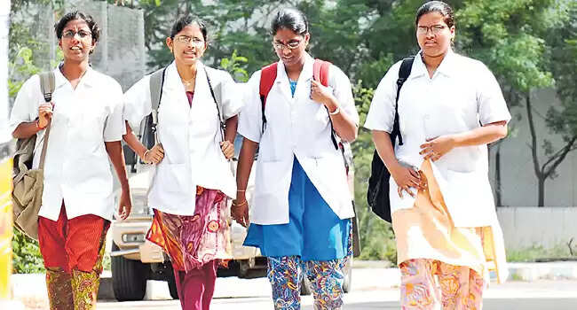 மருத்துவ மாணவர்களுக்கான முதலாம் ஆண்டு வகுப்புகள் இன்று தொடங்குகிறது..!