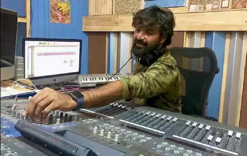 19 ஆண்டு கனவு நனவானது.. புதிய அவதாரம் குறித்து நடிகர் ஜெய் நெகிழ்ச்சி !!