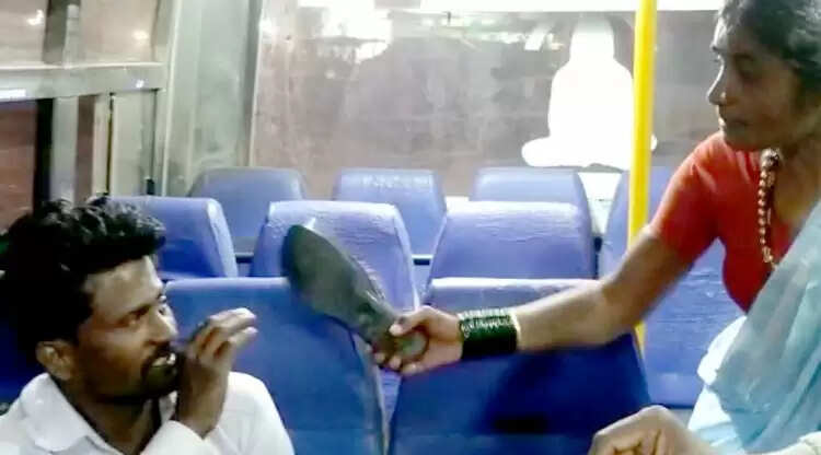 ஓடும் பேருந்தில் பெண்ணிடம் அத்துமீறிய இளைஞர்; தக்க பதிலடி கொடுத்த பெண்..!! ஓடும் பேருந்தில் பெண்ணிடம் அத்துமீறிய இளைஞர்; தக்க பதிலடி கொடுத்த பெண்..!!