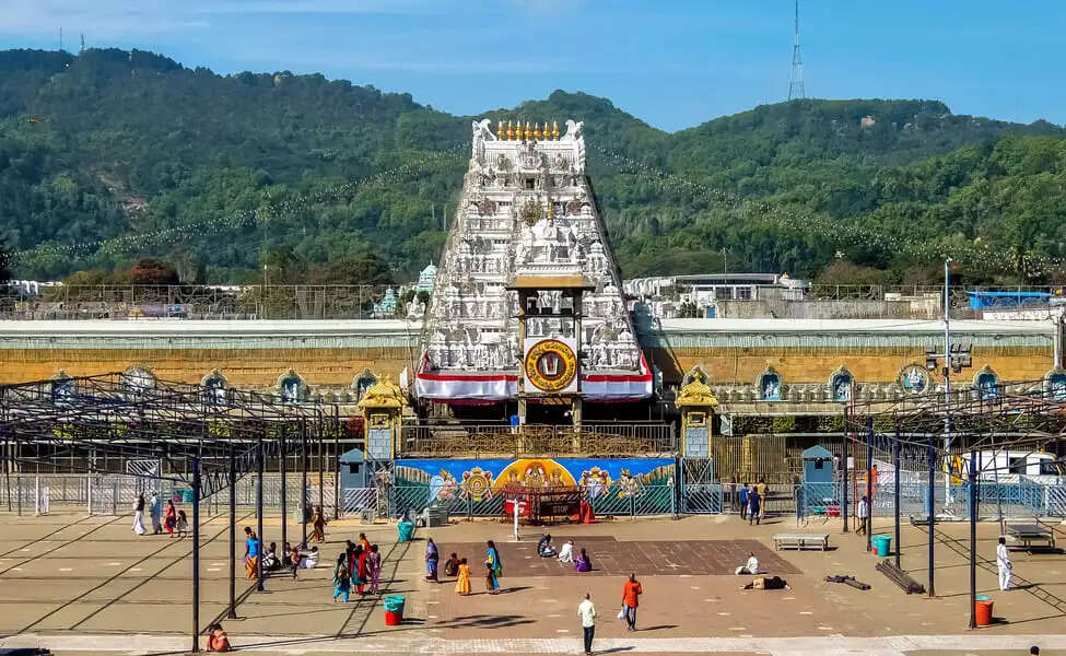 3.10 லட்சம் இலவச தரிசன டிக்கெட்டுகள்.. 16 நிமிடத்தில் முன்பதிவு நிறைவு..!! 3.10 லட்சம் இலவச தரிசன டிக்கெட்டுகள்.. 16 நிமிடத்தில் முன்பதிவு நிறைவு..!!