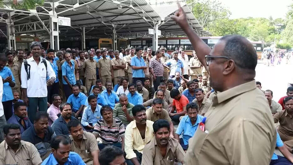 அரசு ஊழியர்களுக்கு குட் நியூஸ்.. பொங்கல் பரிசு வழங்க முதல்வர் உத்தரவு..!