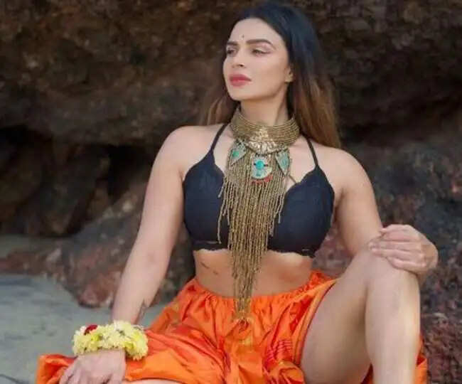 Aashka Goradia