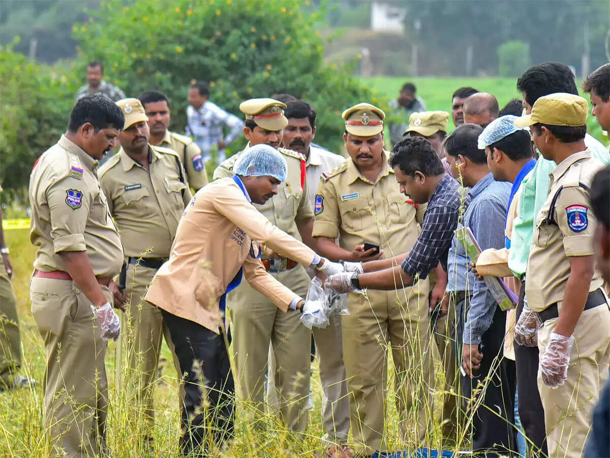 அதிர்ச்சி! போலி என்கவுன்ட்டர்… போலீஸூக்கு சிக்கல்!!