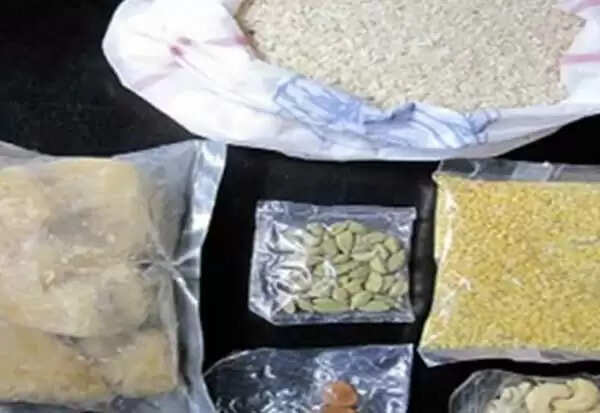 பொங்கல் பரிசு தொகுப்பு டோக்கன் வினியோகம் தொடங்கியது..!!
