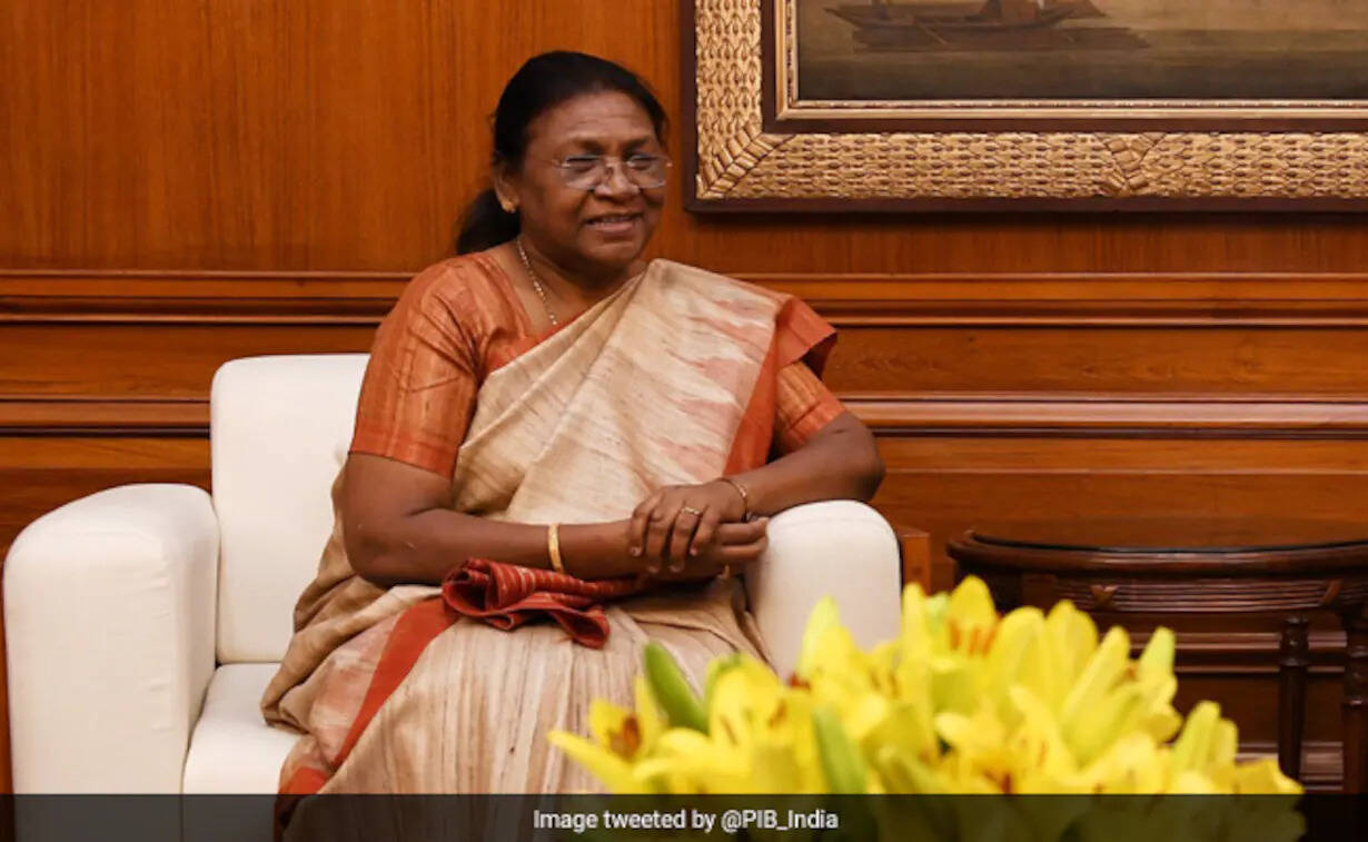 இன்று குடியரசுத் தலைவராக பதவியேற்கிறார் திரௌபதி முர்மு!!