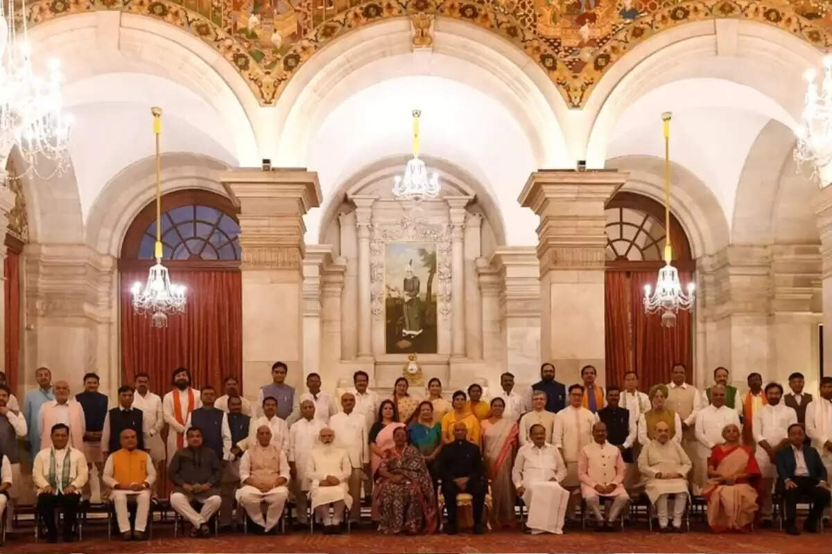 ஆய்வறிக்கையில் அதிர்ச்சி…. இத்தனை அமைச்சர்கள் மீது கிரிமினல் வழக்கு உள்ளதா..?