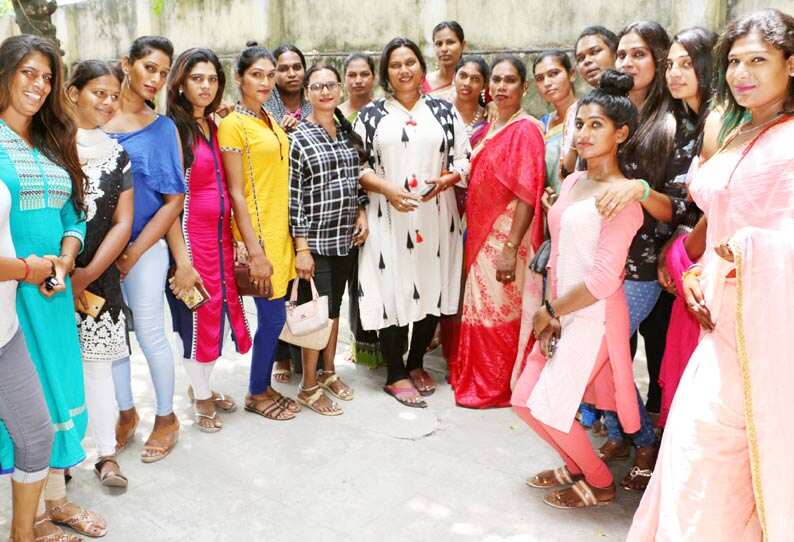திருநங்கைகளுக்கு முன்மாதிரி விருது.. அழைக்கிறது தமிழக அரசு..!