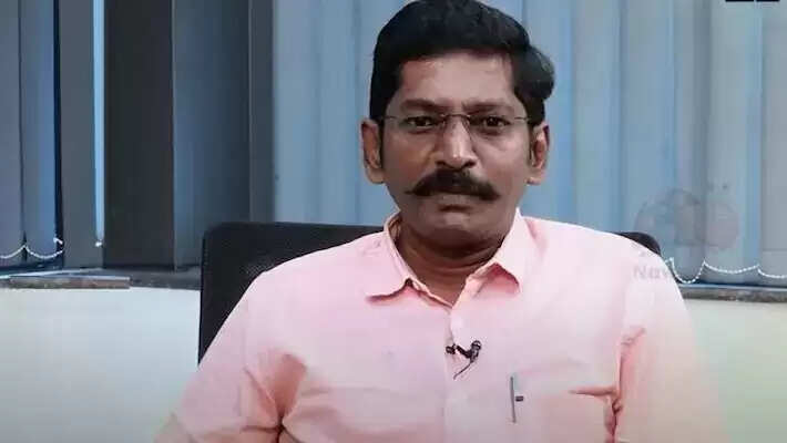 முடக்கப்பட்டது சவுக்கு சங்கர் ட்விட்டர்.. சவுக்கை சுழற்றுகிறதா தமிழக காவல்துறை..?