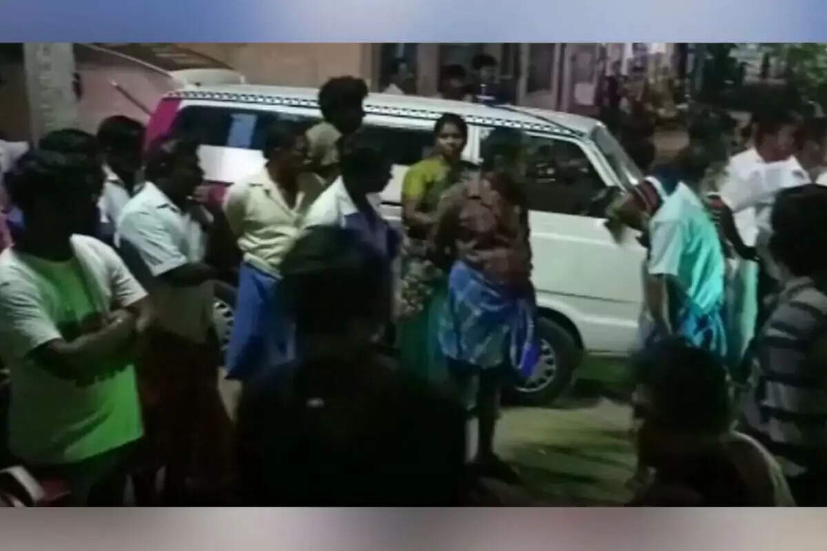 தூக்கில் தொங்கிய கள்ளக்காதல் ஜோடி.. பரிதவிக்கும் குழந்தைகள்..!