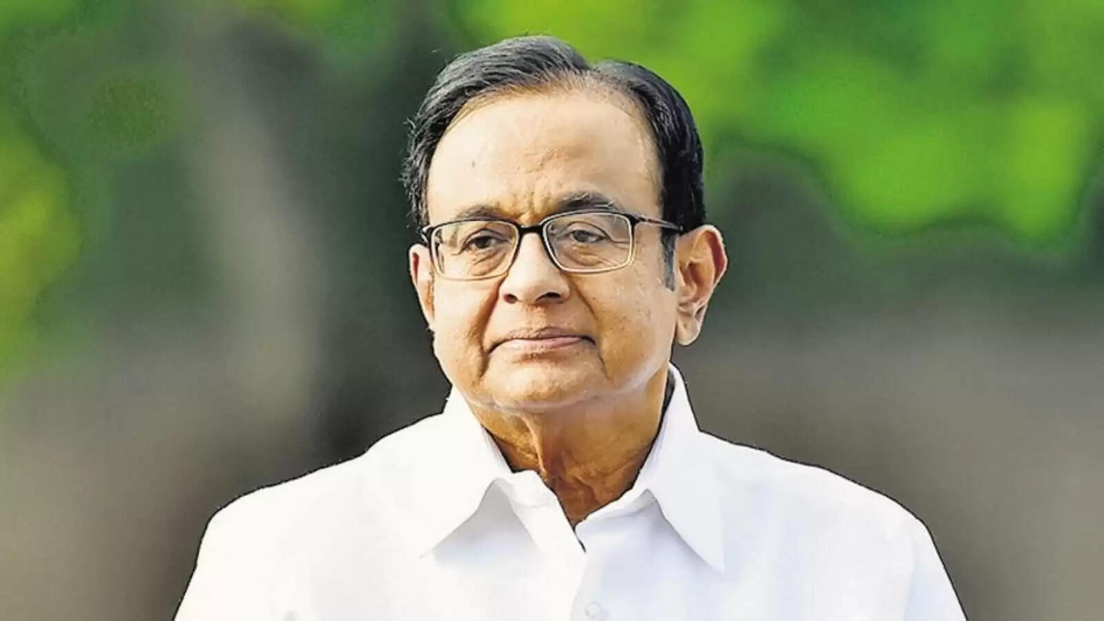 #BREAKING ப.சிதம்பரத்திற்கு சொந்தமான 9 இடங்களில் சிபிஐ சோதனை!!