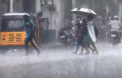 இந்த 5 மாவட்டங்களில் கனமழைக்கு வாய்ப்பு..!!