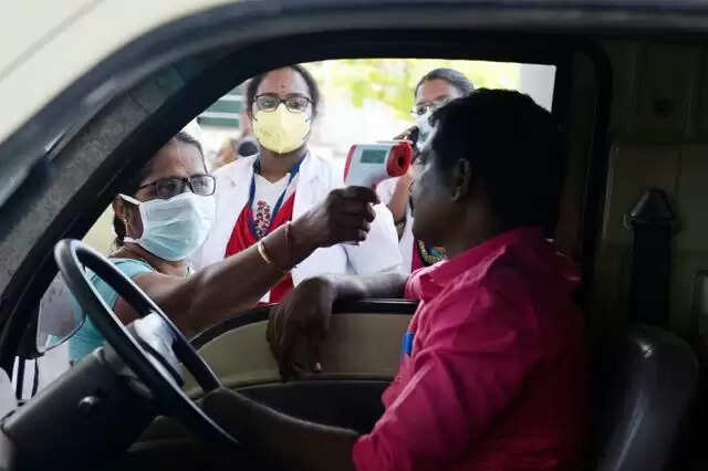 குட் நியூஸ்..!! கடந்த 2 நாட்களாக கொரோனா உயிரிழப்பு இல்லை..!!