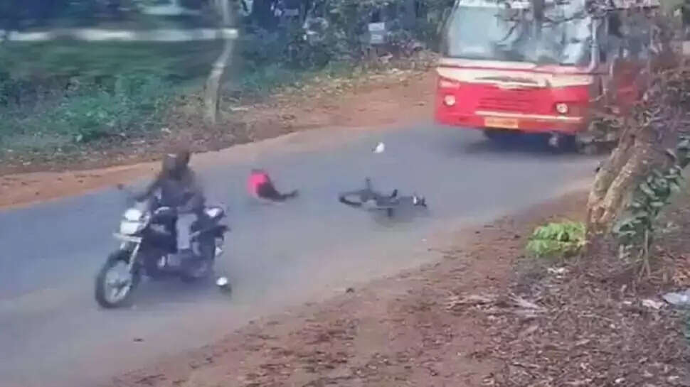 நூலிழையில் உயிர் தப்பிய சிறுவன்.. வெளியானது பதைபதைக்கும் வீடியோ காட்சி..!