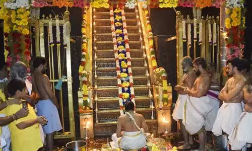 2040 வரை முன்பதிவு செய்யப்பட்டுள்ள சபரிமலை படிபூஜை!!