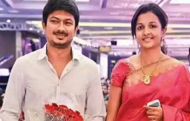 கழிப்பறை பிரச்சனை.. விழிப்புணர்வு ஏற்படுத்தும் கிருத்திகா உதயநிதி- வீடியோ !! கழிப்பறை பிரச்சனை.. விழிப்புணர்வு ஏற்படுத்தும் கிருத்திகா உதயநிதி- வீடியோ !!