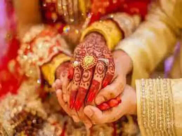 அடேங்கப்பா இது செம புதுசு..!! ஊழியர்களுக்கு வரன் பார்த்து திருமணம் செய்து வைக்கும் ஐடி நிறுவனம்!